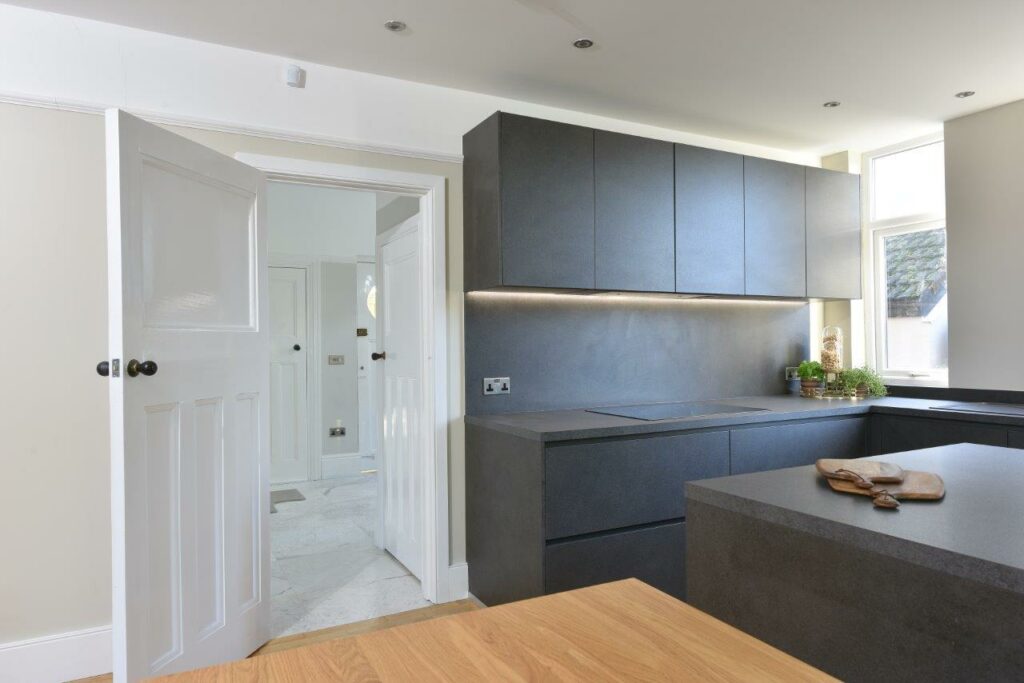 Laura & Ross family home