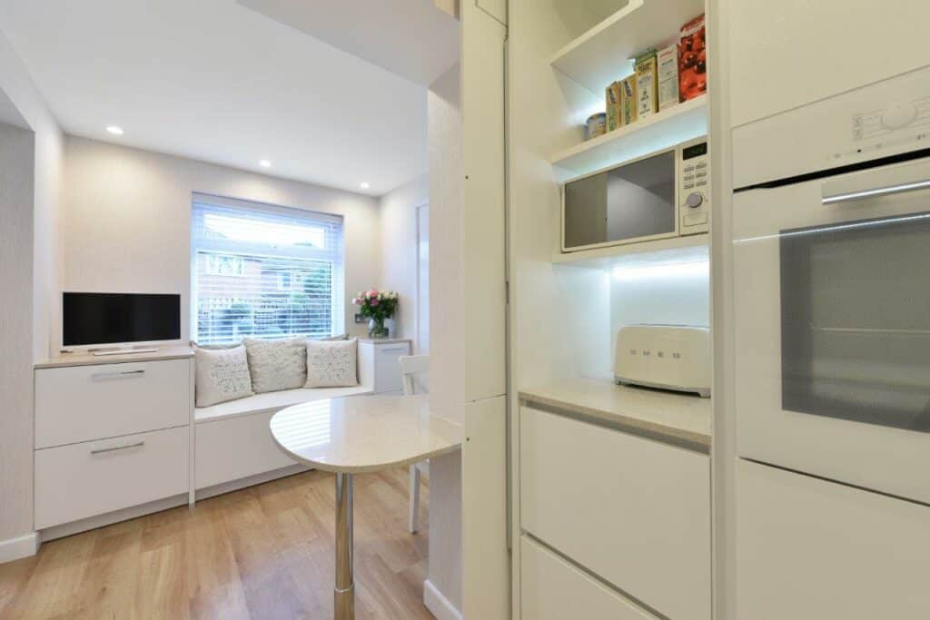 Lucy Millers kitchen