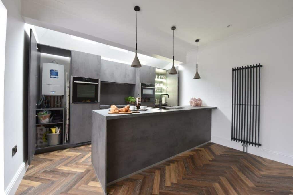 Mr and Mrs Smith (Helen and Shaun)