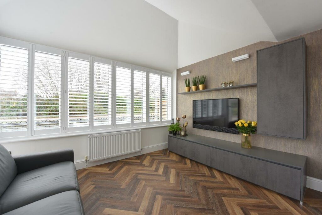 Mr and Mrs Smith (Helen and Shaun)