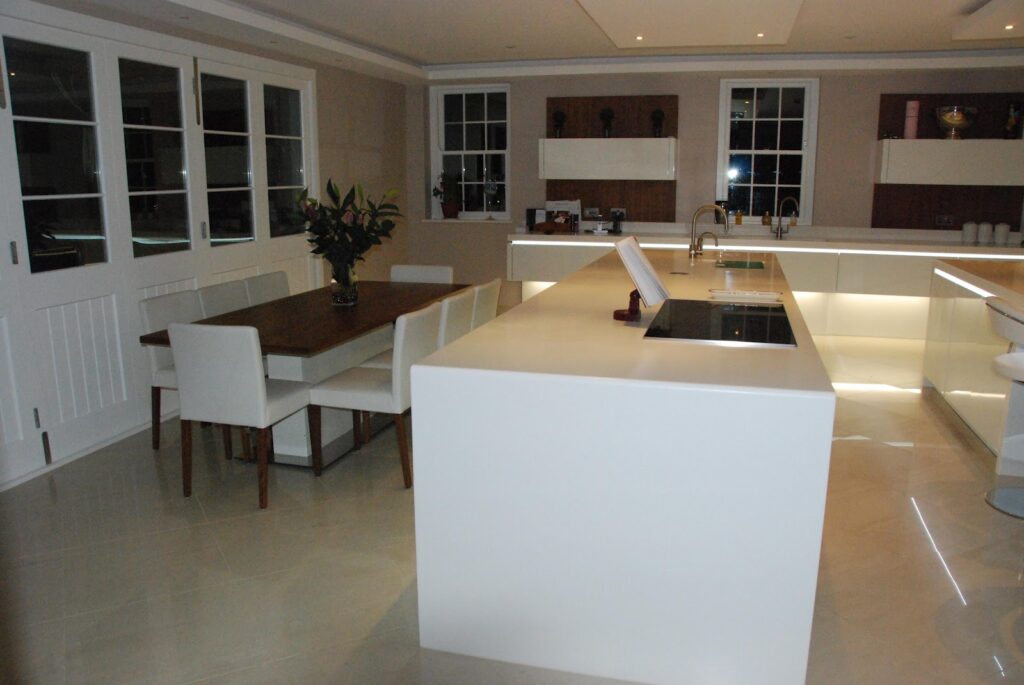 Mr & Mrs Deffains (Jersey) - 2011 - Designer kitchen in Magnolia white lacquer