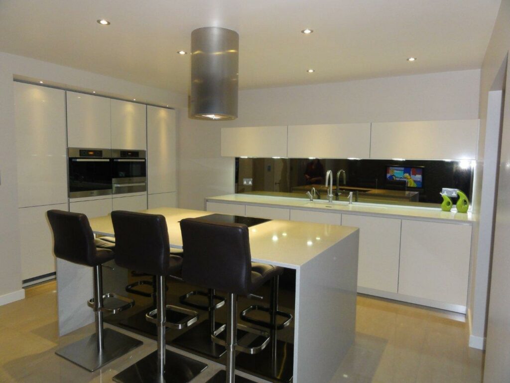 Mr & Mrs Dore - 2012 - Designer kitchen in Magnolia twin edged laminate