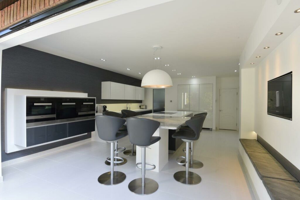 Simons kitchen - North Manchester