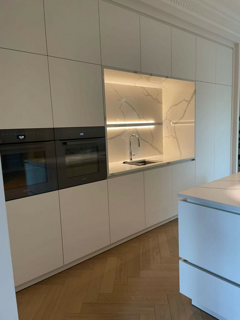 White Eggersmann kitchen